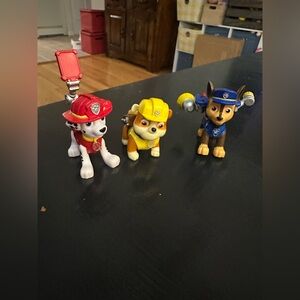 Spin master Paw Patrol lot of 3 2-3 inch action figures Smoke free